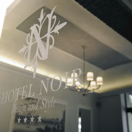 Noir Hotel