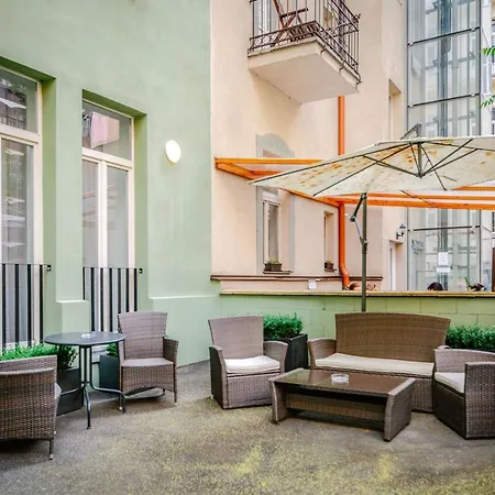 Otel Noir Prag